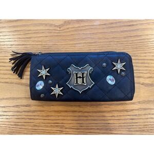 Harry Potter Hogwarts Crest Quilted Zip Around Wallet Black Tassel Star Studs